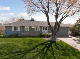 3209 Rankin Rd, Saint Anthony, MN 55418