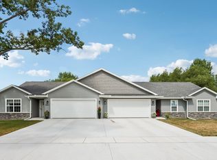 3811 Avery Ln, Janesville, WI 53546