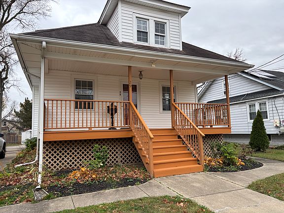 3rd image of 29 Crescent Ave