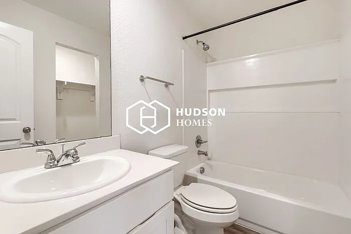 5904 Montague St — Photo 10