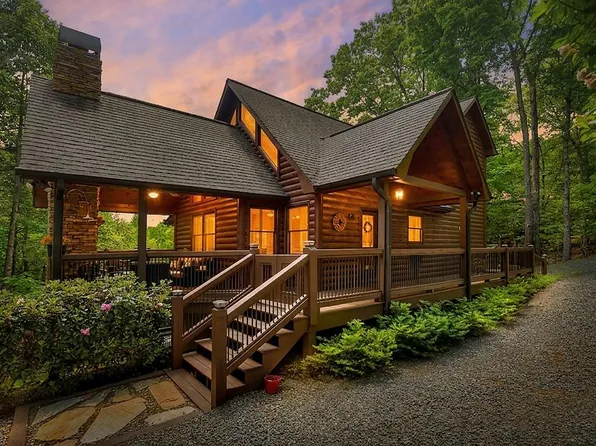 34 Dallas Ln, Blue Ridge, GA 30513