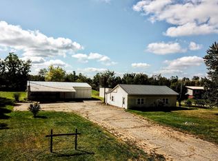 1731 E Montgomery Rd, Hillsdale, MI 49242