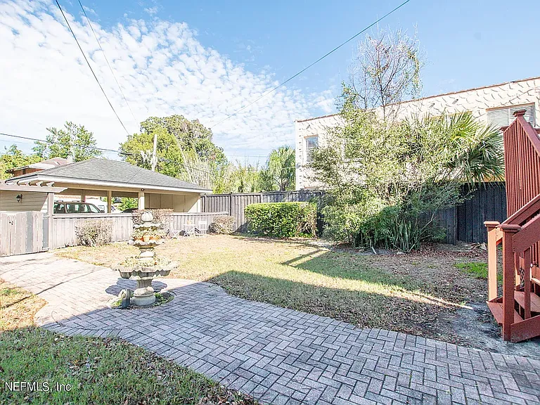 2973 Herschel St — Photo 42
