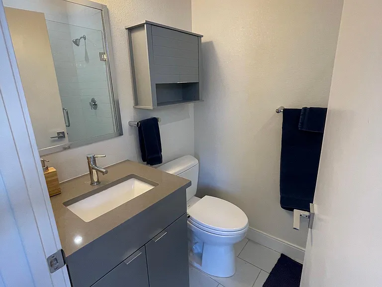 Guest/2nd bedroom bathroom - 3rd floor
