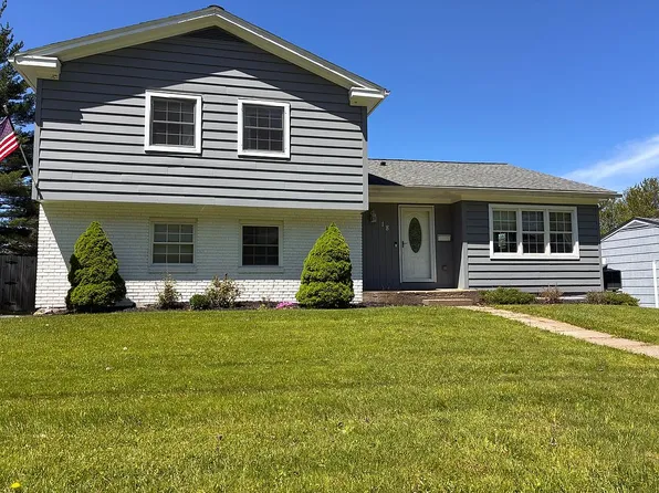 18 Elizabeth Ave, Honesdale, PA 18431