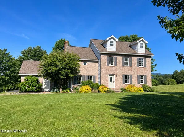 303 Meadowview Dr, Montoursville, PA 17754