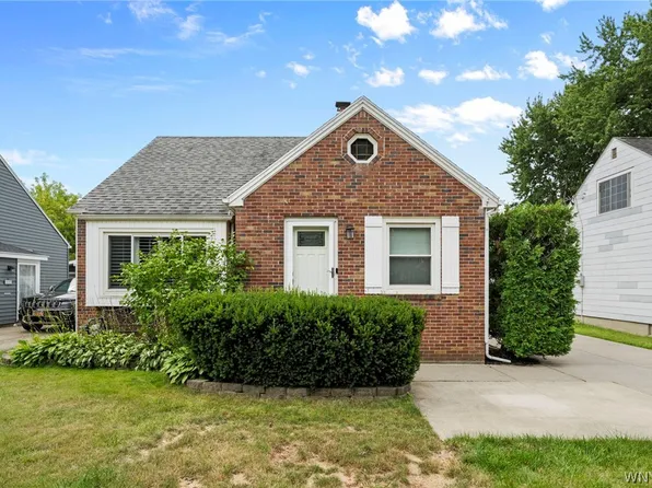 75 Cornell Ave, Amherst, NY 14226
