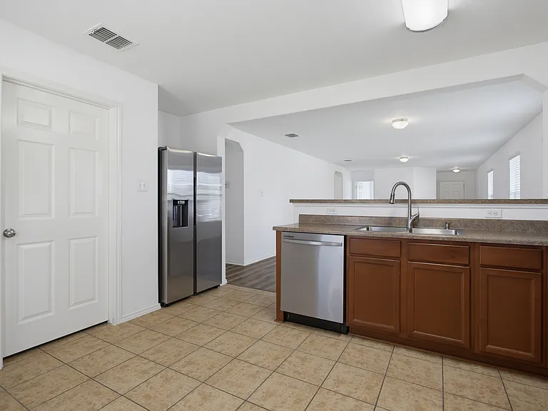 332 Lonestar Gait — Photo 12
