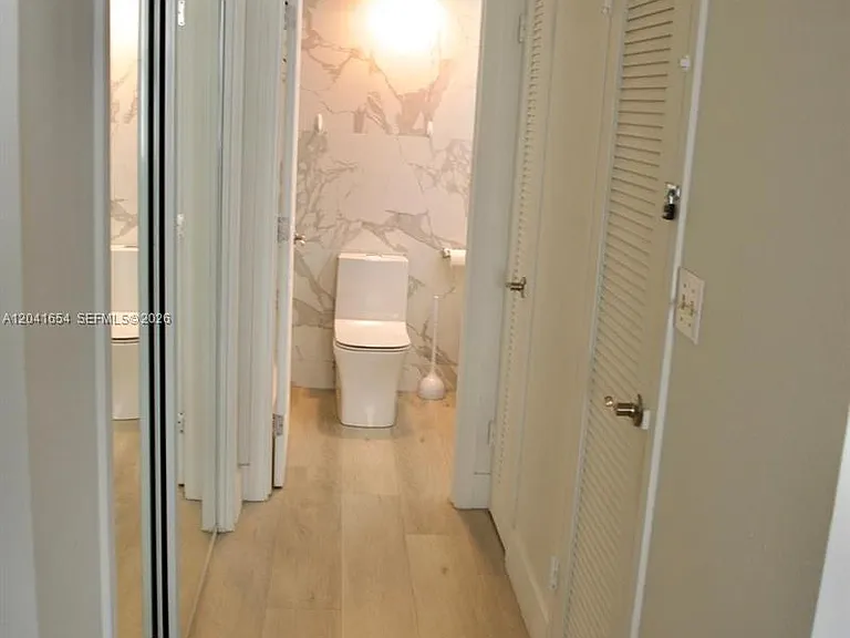 3725 S Ocean Dr #423 — Photo 8