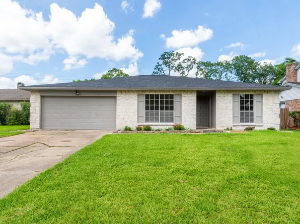 16911 Bougainvilla Ln, Friendswood, TX 77546