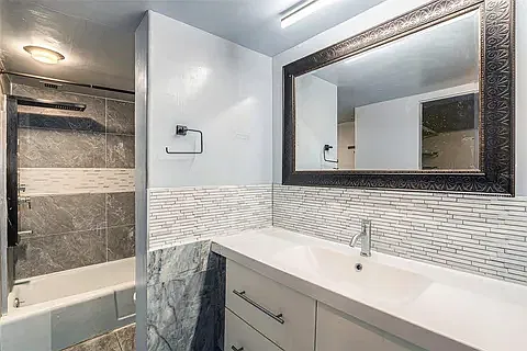 2900 Cove Cay Dr — Photo 18
