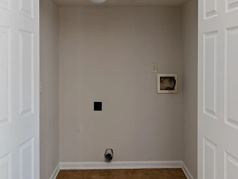 5340 Shepherdsville Rd #1 — Photo 9