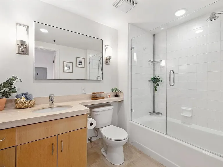 650 Turk St #206 — Photo 10