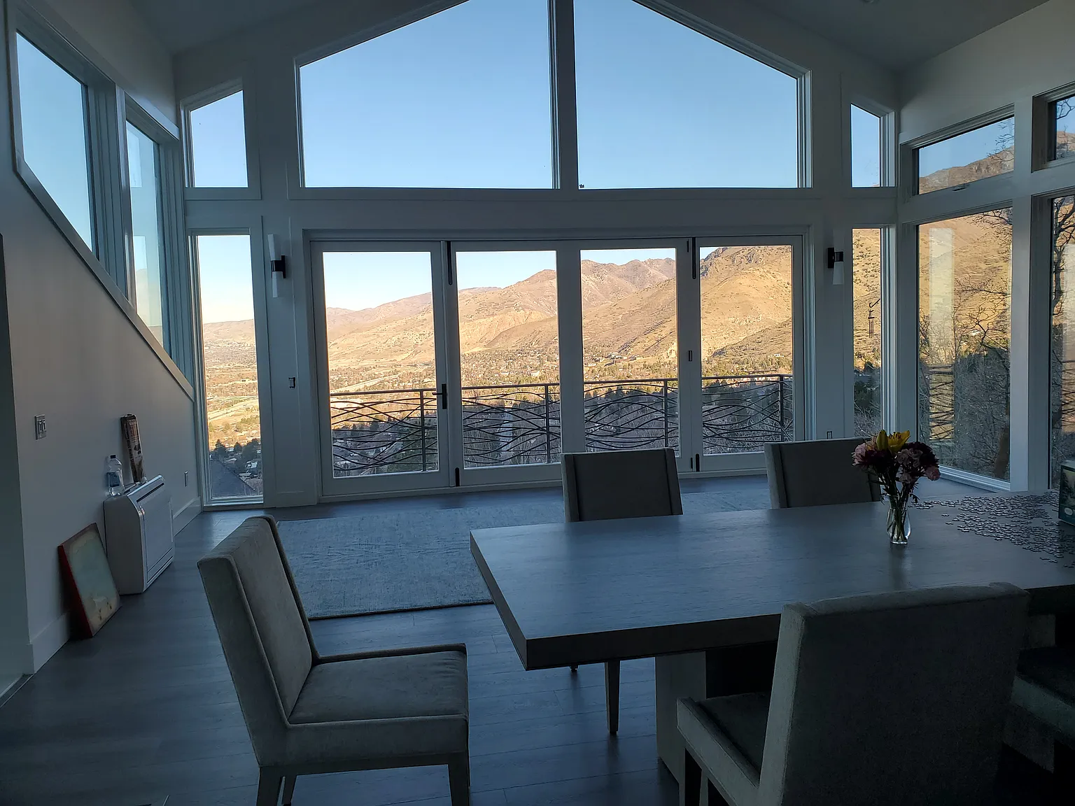 3 bed, 2.5 bath, 3000 sqft, $5,000 — Photo 3