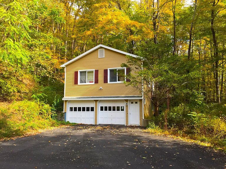 36 Sanfordtown Rd #2 — Photo 15