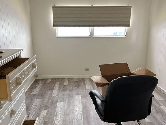 5th image of 116 Pier H