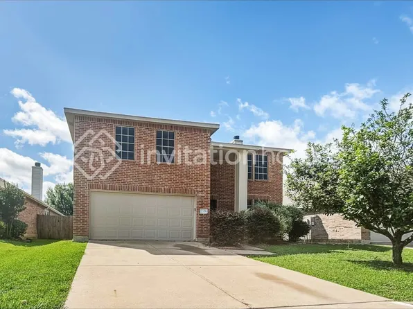1321 Gayle St, Burleson, TX 76028