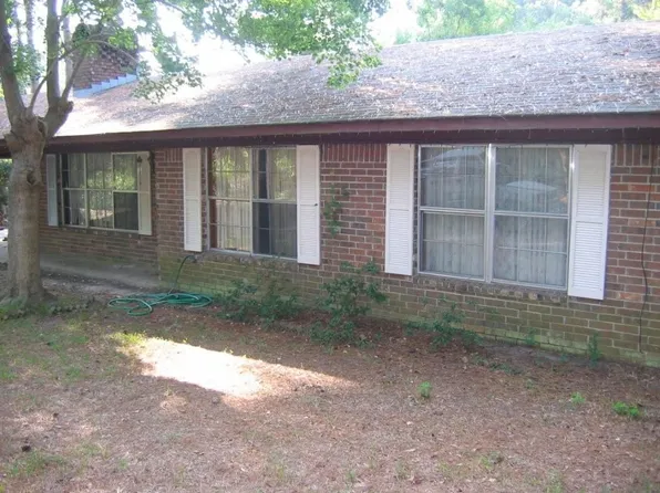 220 Caledonia St, Many, LA 71449