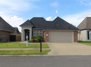 3231 Fairwood Ln #L, Lake Charles, LA 70607