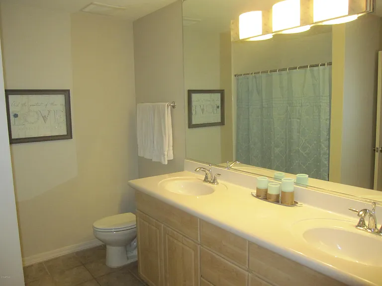 5104 N 32nd St #130 — Photo 27