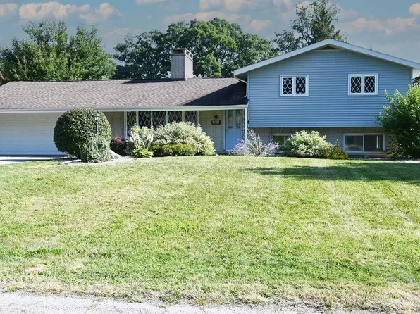 5131 Rosebury Dr, Fort Wayne, IN 46835