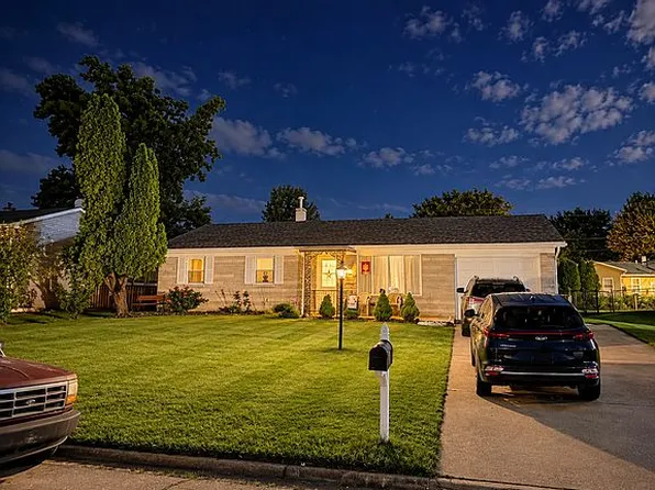 626 S Western Dr, Bloomington, IN 47403