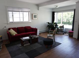 38 Pond St, Greenfield, MA 01301