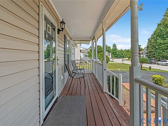 3rd image of 6724 Kingsland Creek Dr