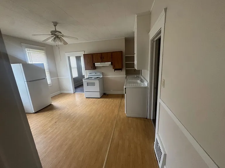 6401 Gertrude Ave — Photo 10
