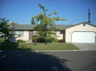 208 Lincoln St, Cheney, WA 99004