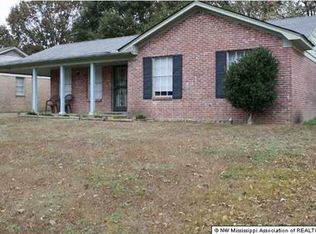 3130 Forest Glen Dr, Horn Lake, MS 38637