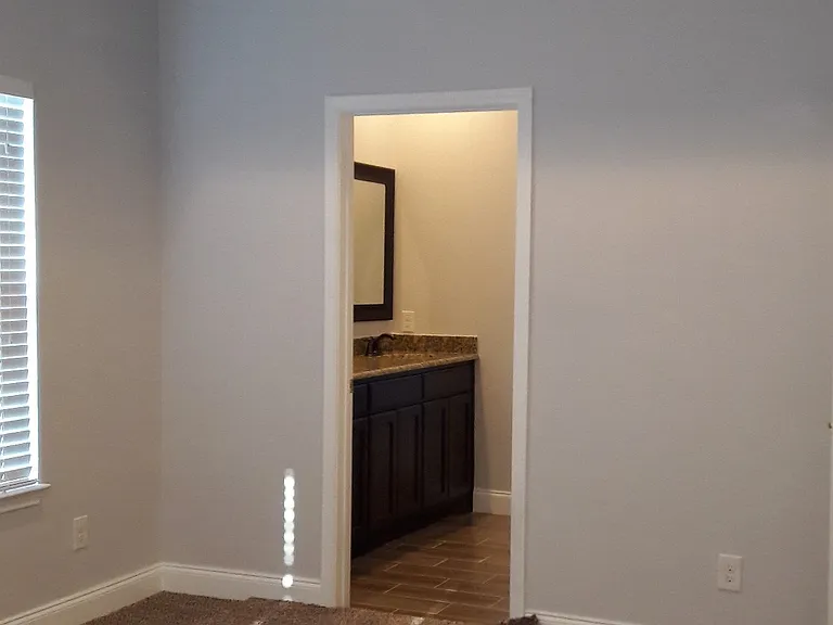 2208 Oliver Cir — Photo 7
