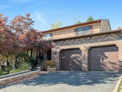 8-04 Susan Pl, Fair Lawn, NJ, 07410