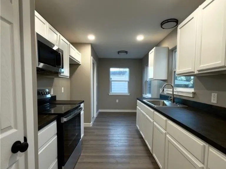 1312 E Anaqua Ave — Photo 7