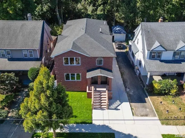 42-30 247th Street, Little Neck, NY 11363