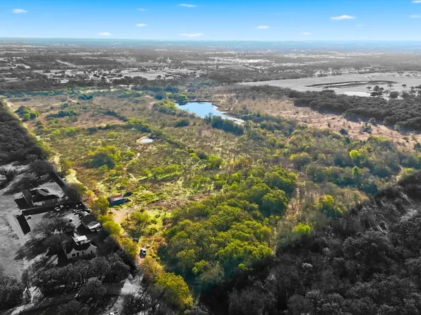 5040 Wagon Wheel Rd, Joshua, TX 76058