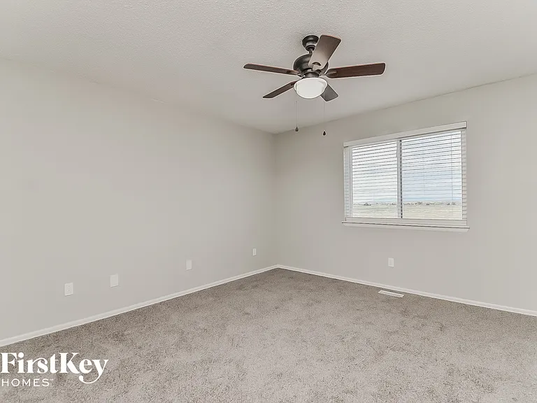 942 Square Dance Ln — Photo 11