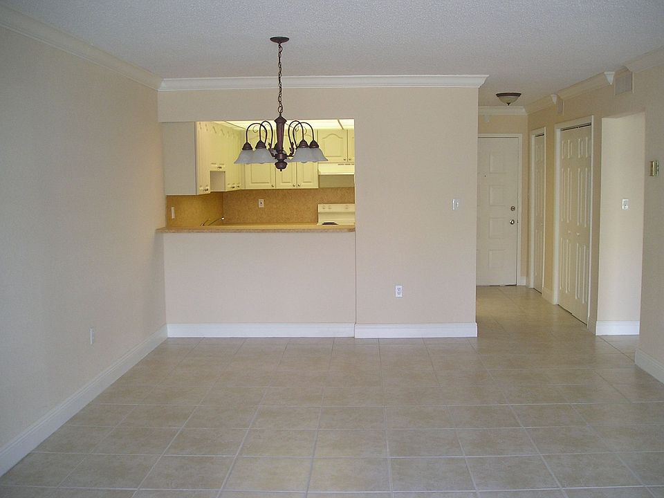 1st image of 6940 Miami Gardens Dr #1-121