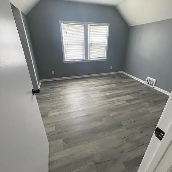 846 C St — Photo 7
