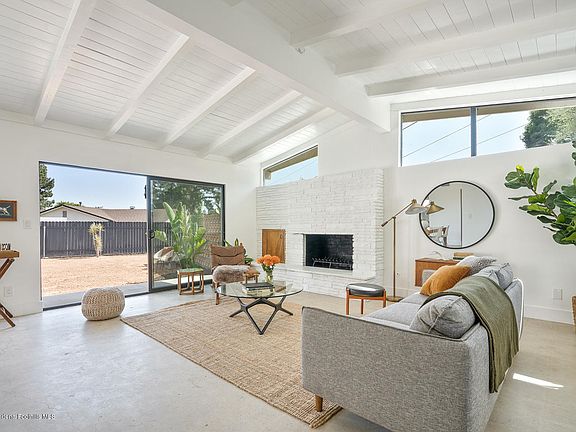 4th image of 3632 Glenrose Ave