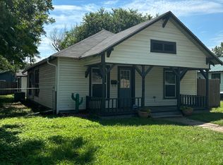 820 N Belknap St, Stephenville, TX 76401