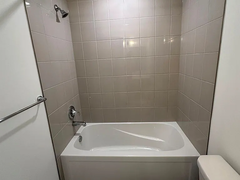 42 Lowes Rd W #130 — Photo 7