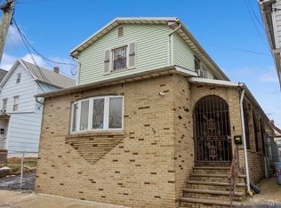 54 Lt Glenn Zamorski Dr, Elizabethport, NJ 07206