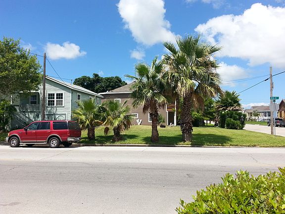 4th image of 4501 Avenue K