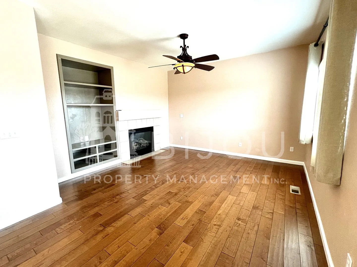 Springs Ranch Home — Photo 4