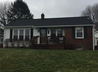 406 Garden Ave, Grove City, PA 16127