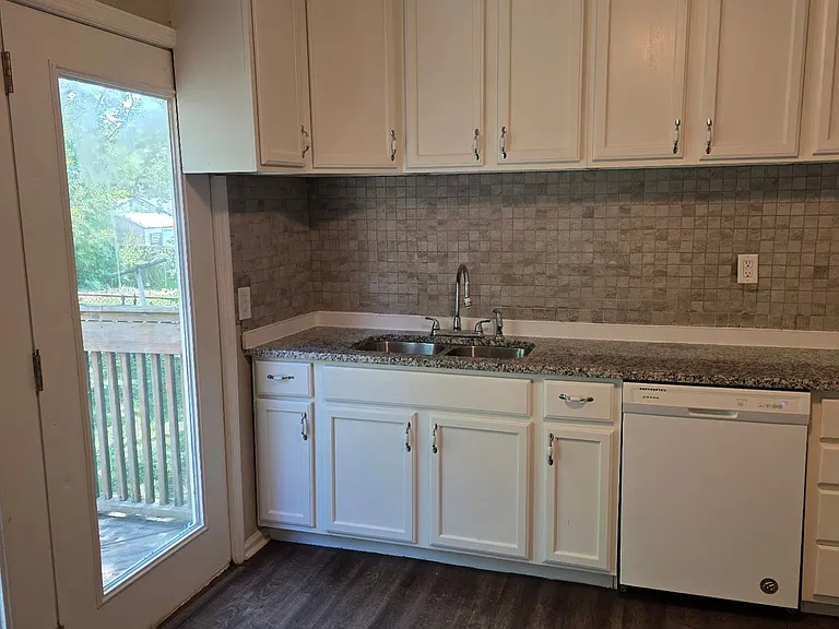 3901 McVay St SW — Photo 11