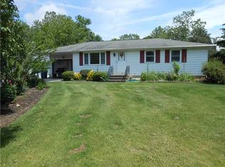 3995 Andrews Rd, Ransomville, NY 14131