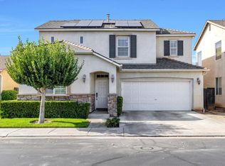 1916 N Tuscany Ln, Clovis, CA