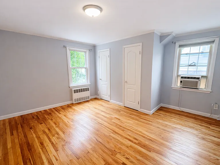 9 Virginia St #2 — Photo 3